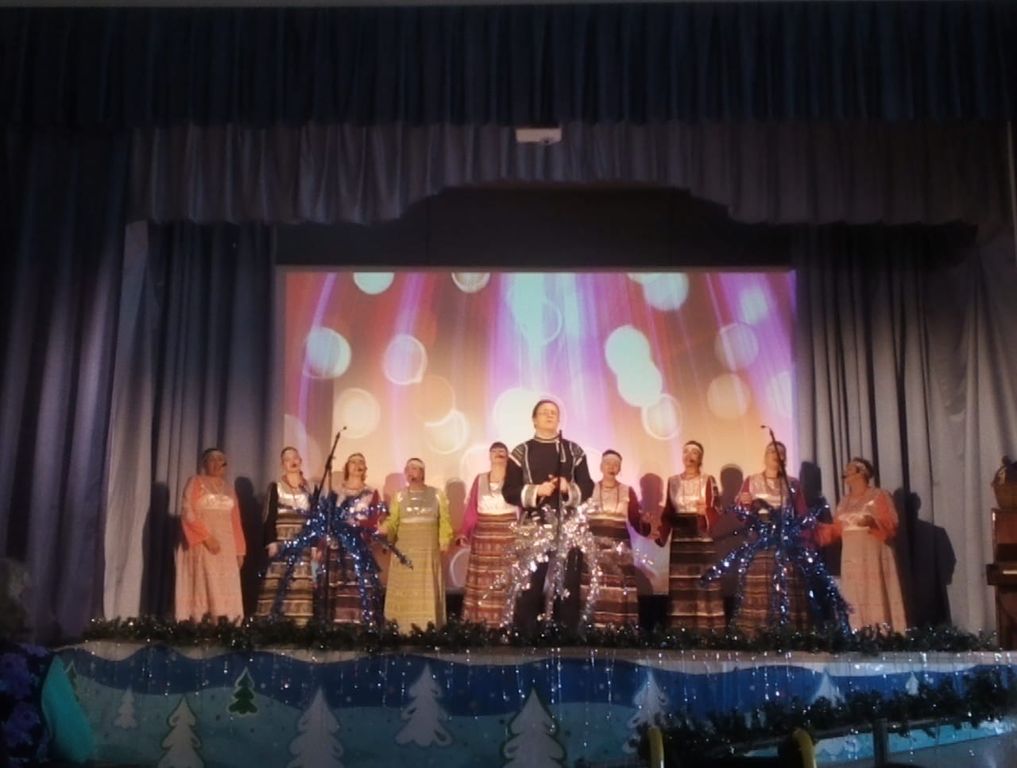 Ансамбль «Веренея» дал концерт в доме – интернате для престарелых и инвалидов